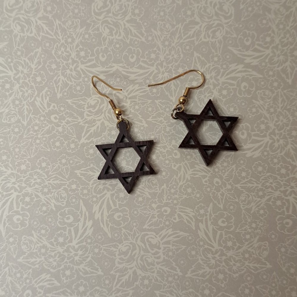 VINTAGE Wood Star of David Earrings - Picture 7 of 7